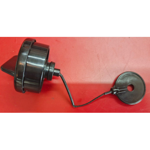 Крышка STIHL бака FS55